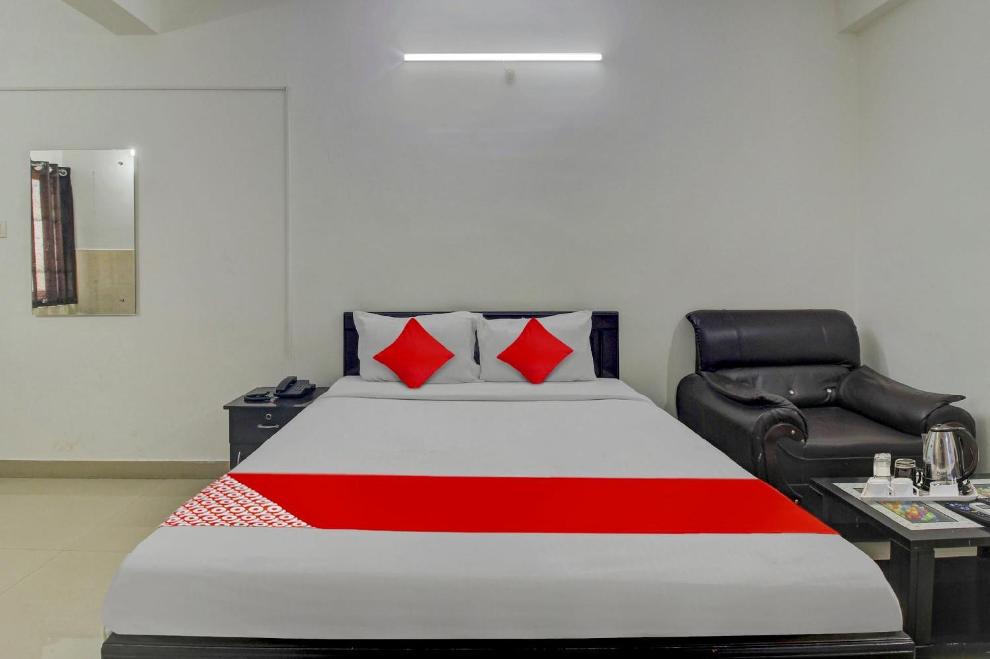 Hotel O Stay U Like Hotel'S ハイデラバード エクステリア 写真