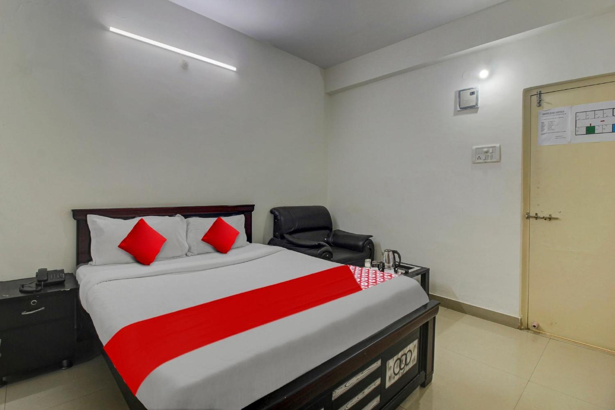 Hotel O Stay U Like Hotel'S ハイデラバード エクステリア 写真