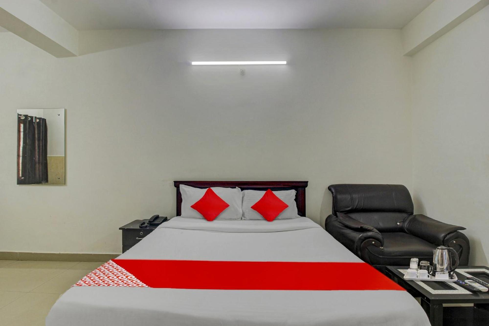 Hotel O Stay U Like Hotel'S ハイデラバード エクステリア 写真